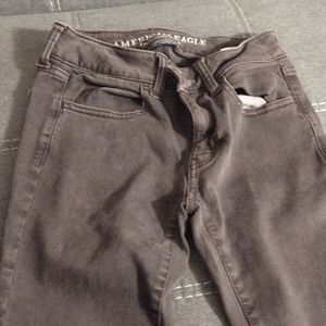 I'm selling new American eagle jeans